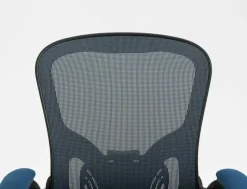 Fotel obrotowy Q-333