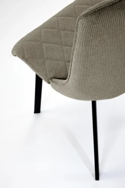 K561 krzesło oliwkowy (1p=4szt)1 sztuka