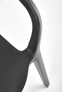 K491 krzesło plastik czarny (1p=4szt)1 sztuka