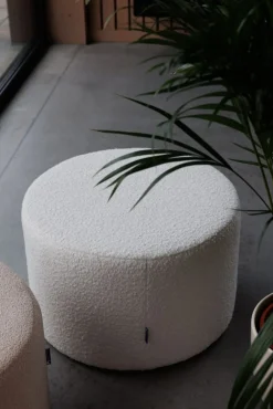 Okragła pufa boucle biała Hauss Roller XL Baloo 2073