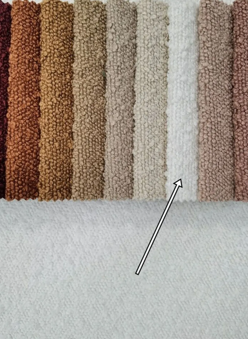 Okragła pufa boucle biała Hauss Roller XL Baloo 2073