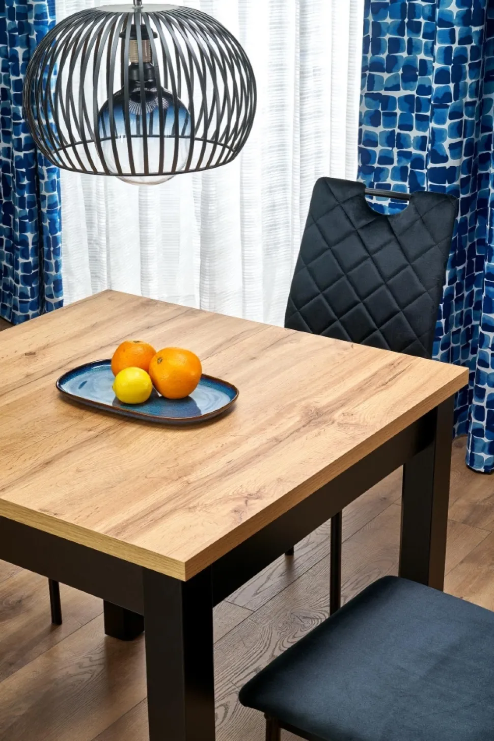 QUBIK stół rozkładany 80-200/80/76 cm dąb artisan/czarny (2p=1szt)1 sztuka