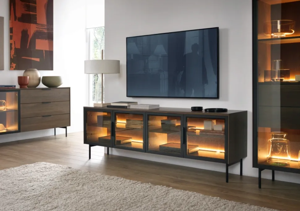Szafka RTV Lumi 4D – dąb dunin / czerń z dymionym szkłem i oświetleniem LED