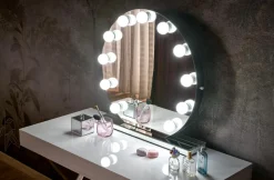 TORANO lustro stołowe z oświetleniem LED (1p=1szt)1 sztuka