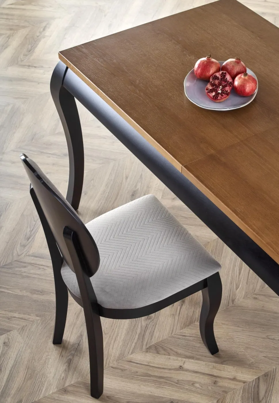 WINDSOR stół rozkładany 160-240x90x76 cm kolor ciemny dąb/czarny (2p=1szt)1 sztuka